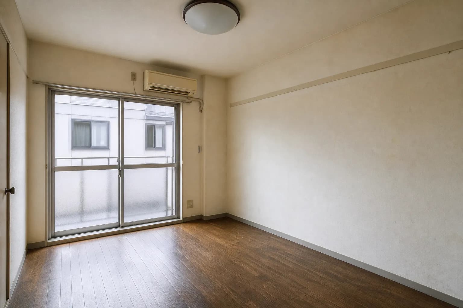 つばさ荘 305の室内